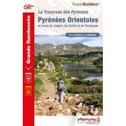 FFRP Pyrénées Orientales La Traversée des Pyrénées - 1092 - GR10, GRpays