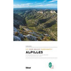 Glénat Alpilles les plus belles randonnées.