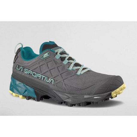 La Sportiva W's Akyra 2 GTX.